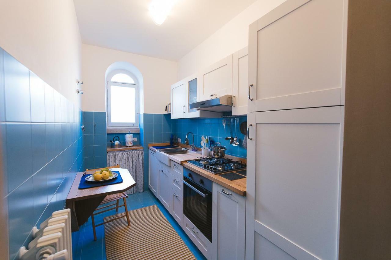 Ferienwohnung Casa De Angelis Orange & Blue Sant'Agnello Exterior foto